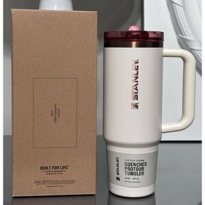 STANLEY QUENCHER PROTOUR FLIP STRAW TUMBLER, 30OZ- CREAM ROSE GOLD